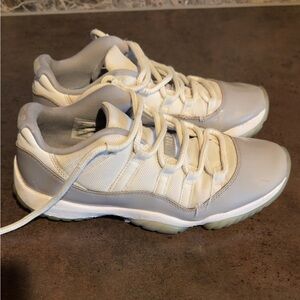 Jordan 11 Cool Gray Low
